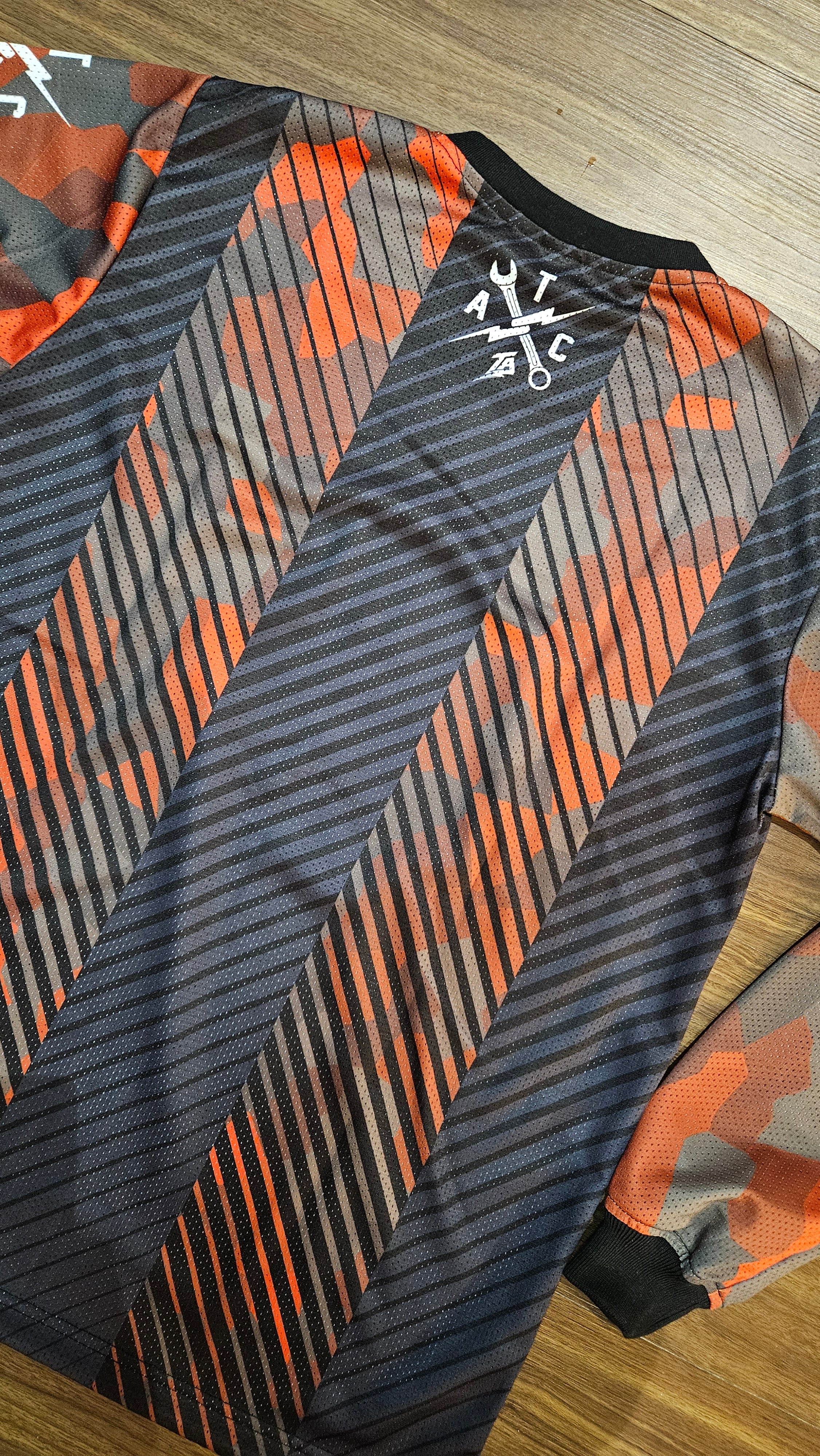 ACADEMY - STRIKER RIDING JERSEY